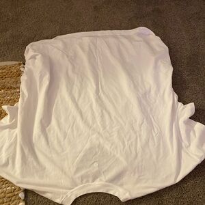 Lululemon white V neck yoga top cinch sides